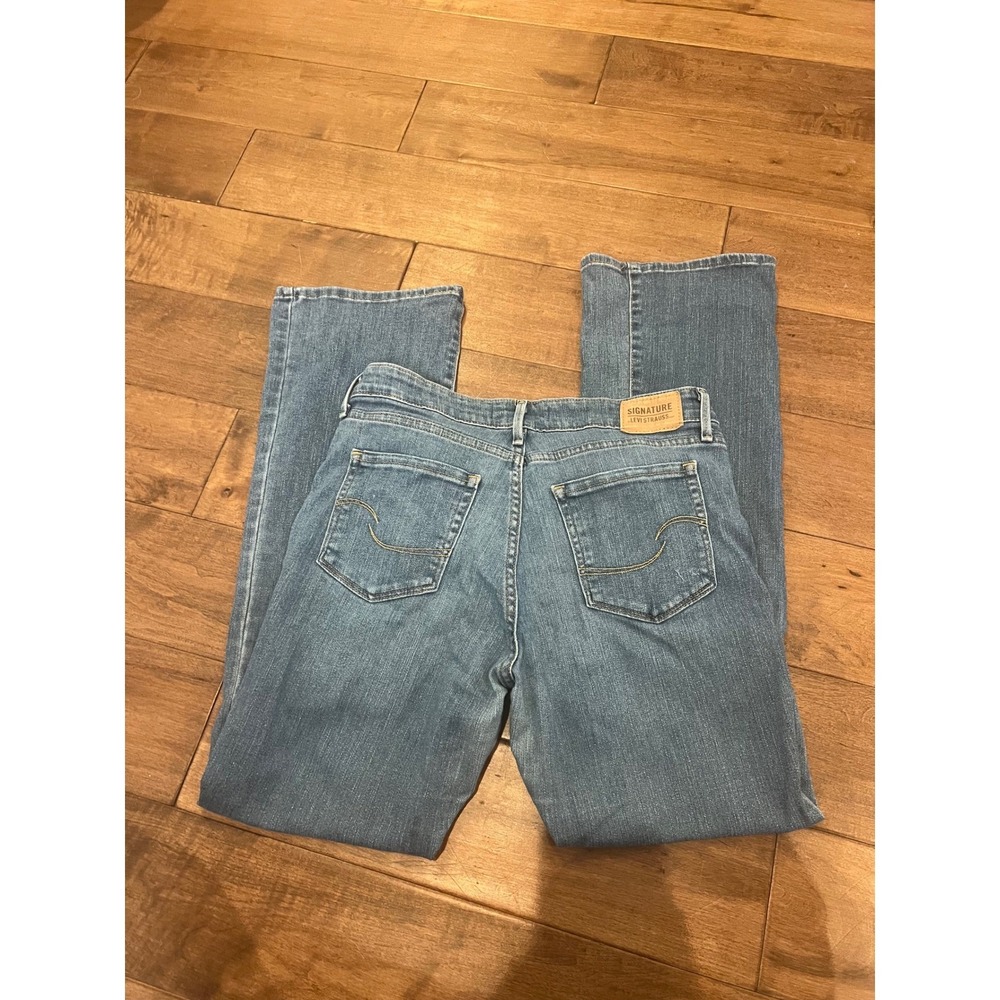 Signature Levi Strauss & Co. Womens Modern Bootcut Jeans, Blue Denim - Picture 6 of 6